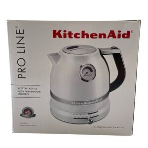 KitchenAid Pro Line Electric Kettle, white